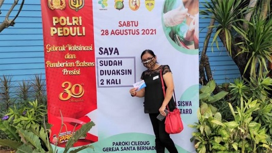 Ibu Magdalena Butar Butar--